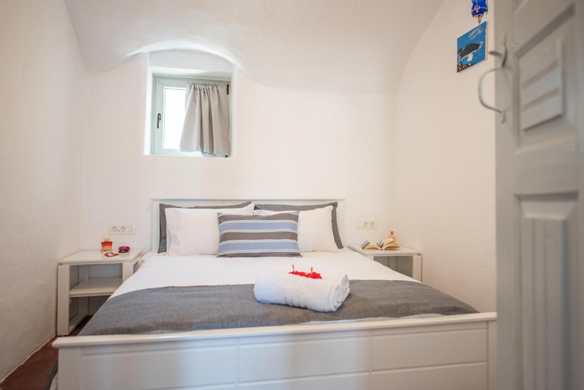 Argyro And Diogenis Apartment Emporio  Екстериор снимка