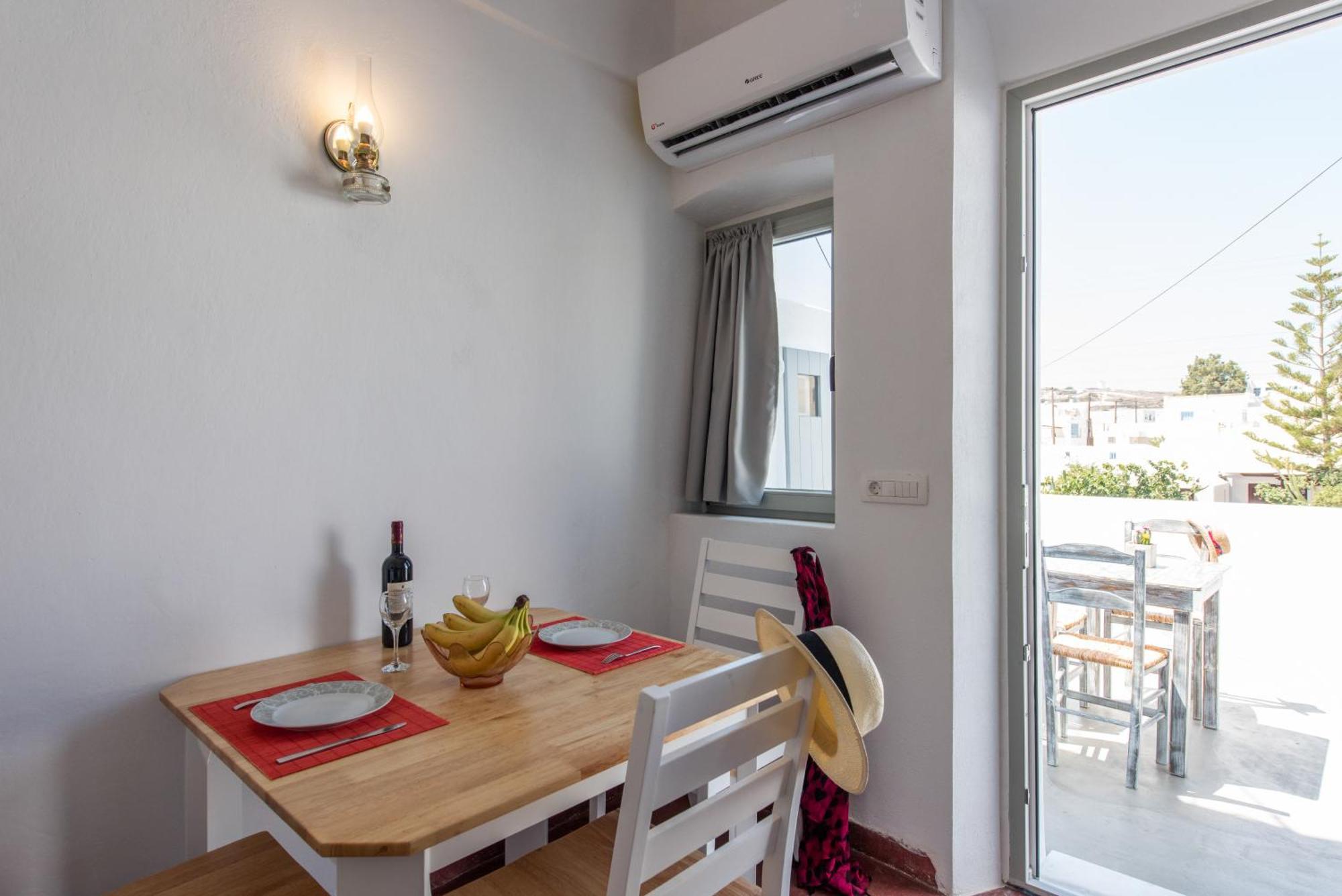 Argyro And Diogenis Apartment Emporio  Екстериор снимка
